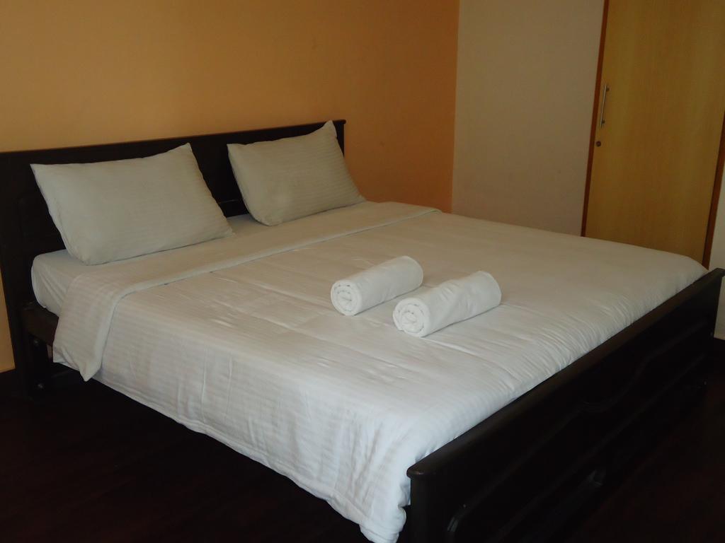 Sri Sai Comforts Hotel Bangalore Ruang foto
